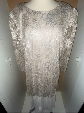 Lace Overlay Scoop-Neck Tunic Dress in Taupe